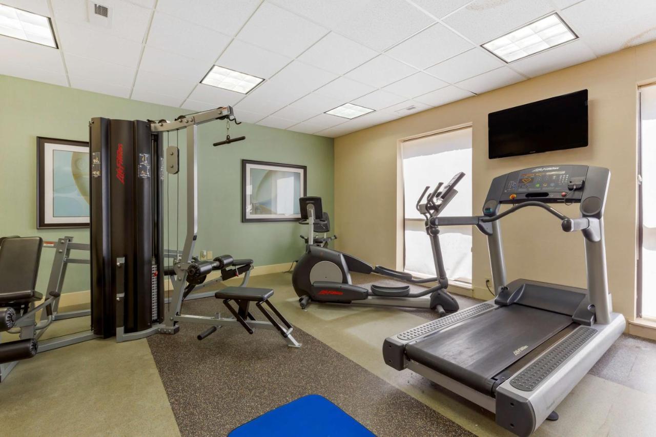 Best Western Plus Cary - Nc State Extérieur photo